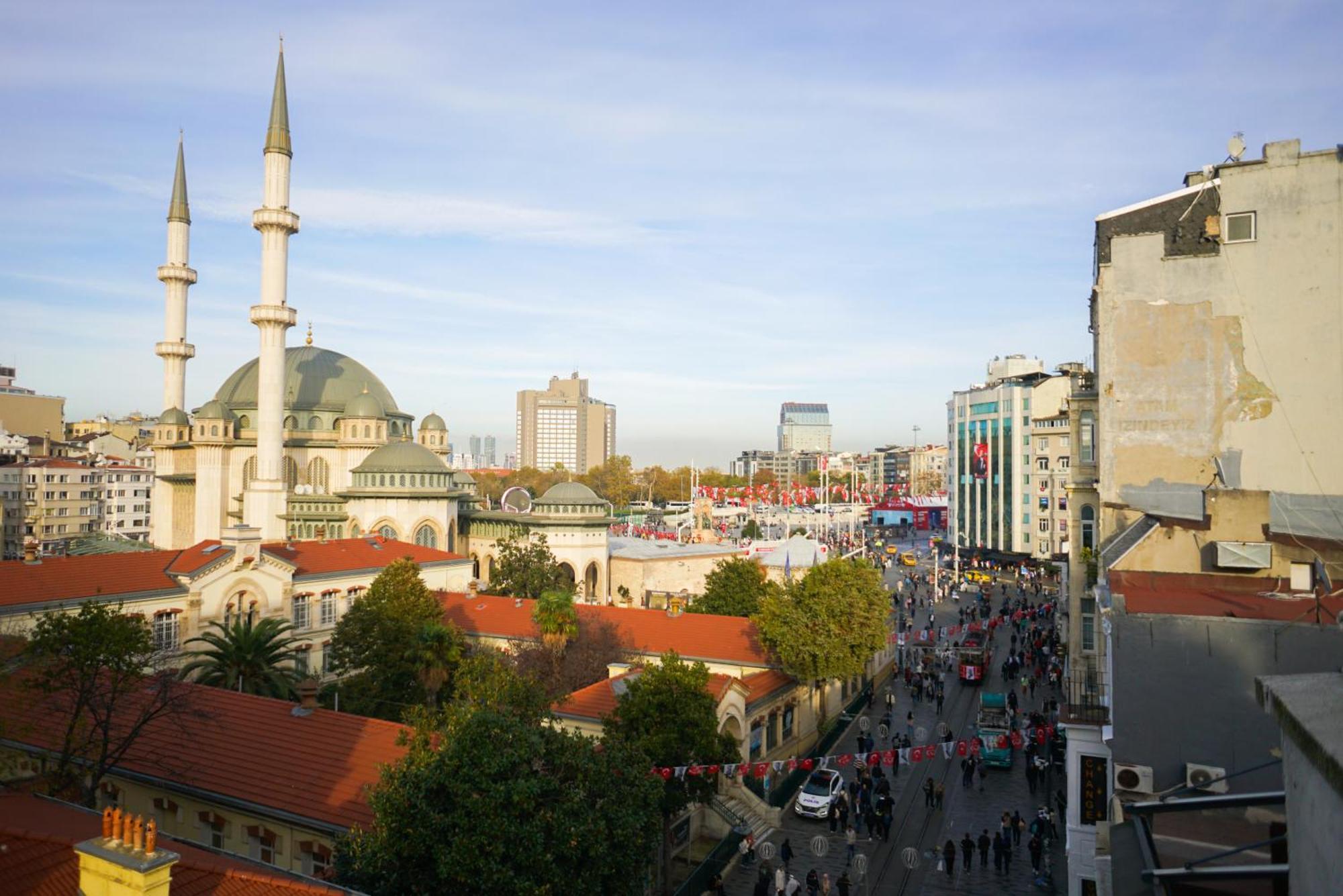 Triada Hotel Taksim - Special Category Istanbul Exterior photo