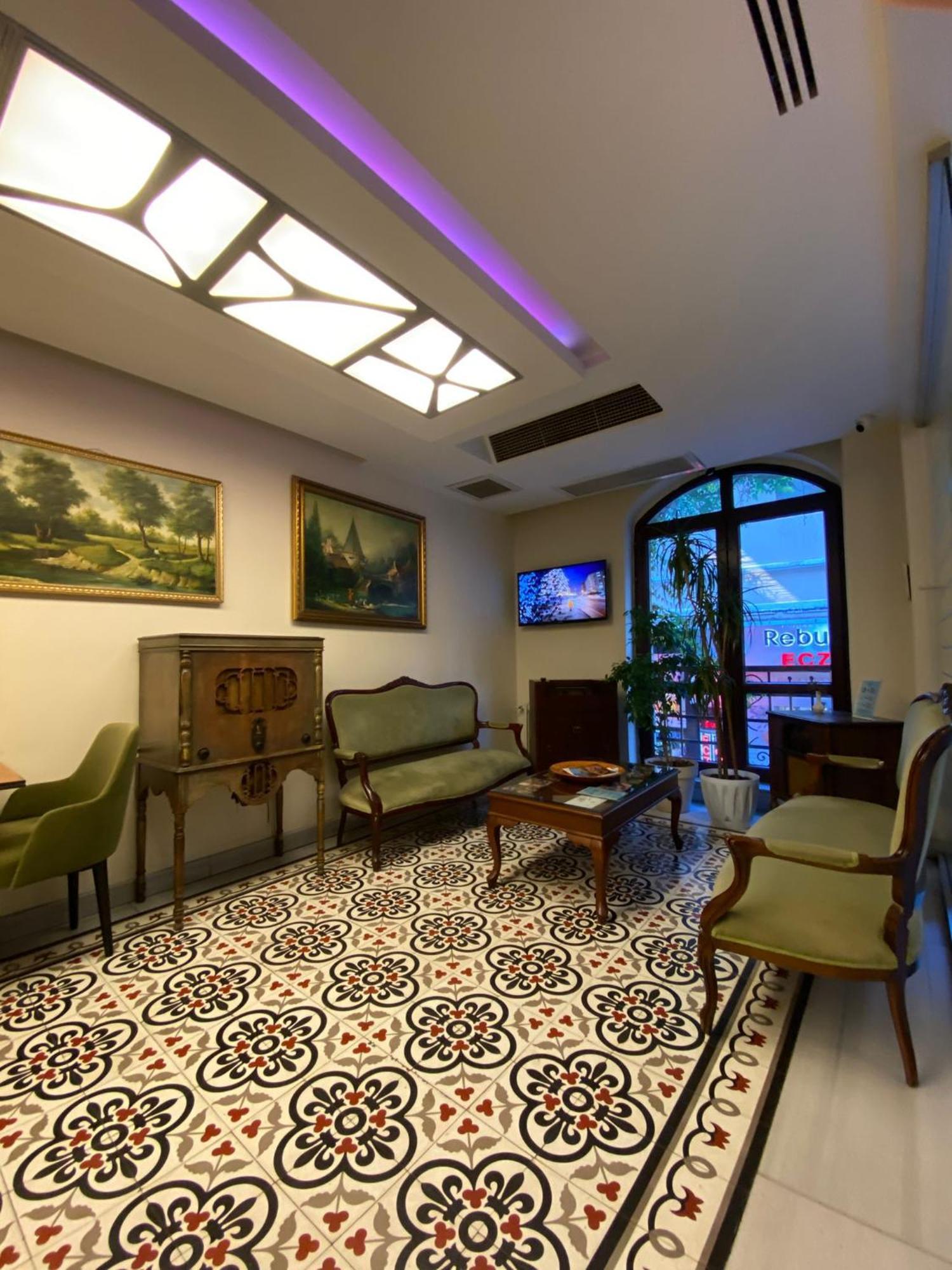 Triada Hotel Taksim - Special Category Istanbul Exterior photo