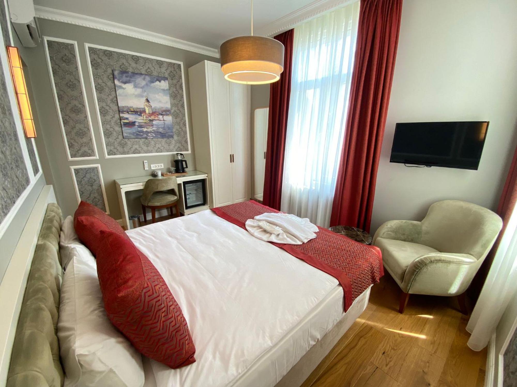 Triada Hotel Taksim - Special Category Istanbul Exterior photo